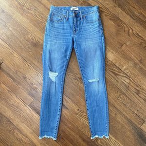Madewell 8” Skinny Distressed Ripped Knee Blue Jeans Size 27 Women’s
